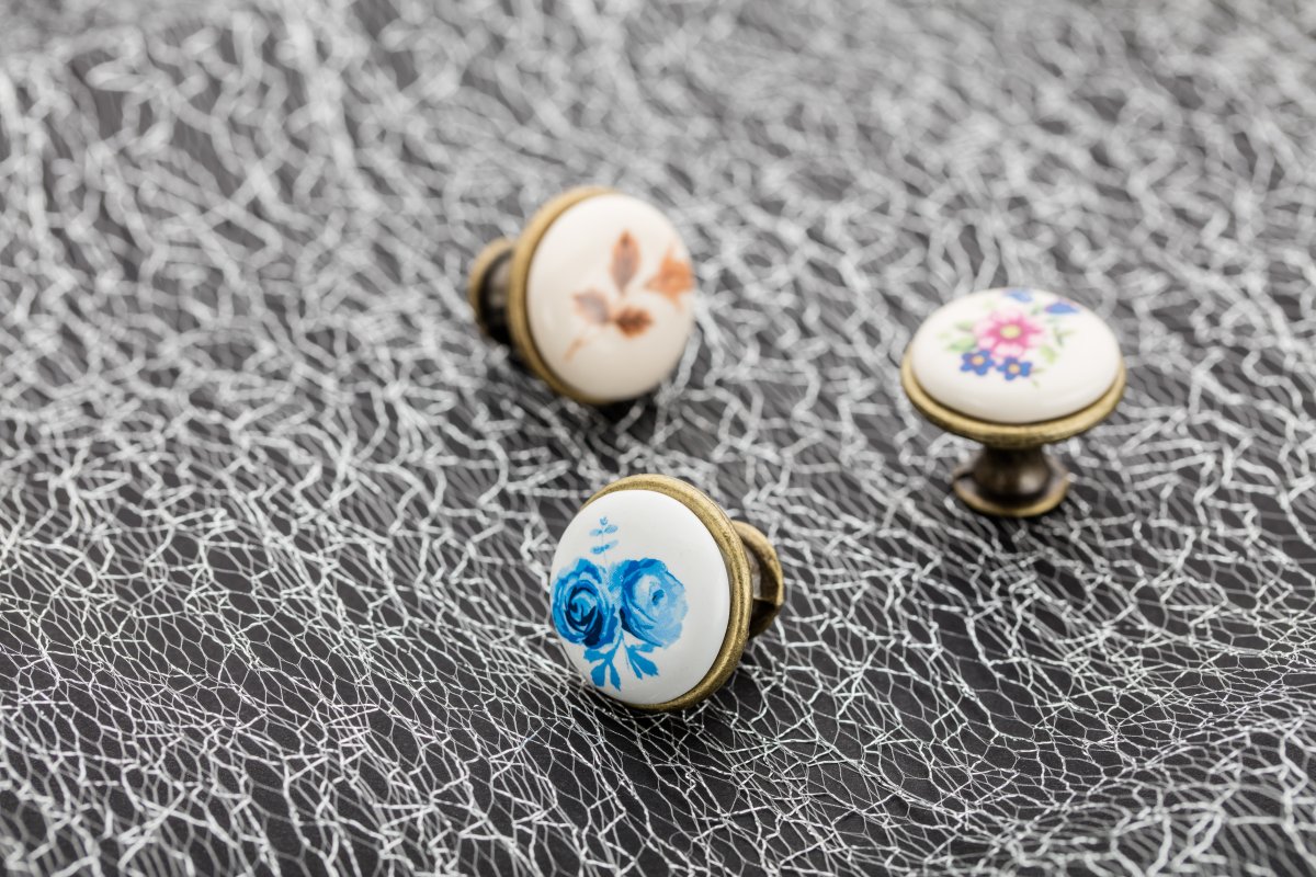 Porcelain knob J4 antique brass B-autumn rose 1208959151 - Productafbeelding 3