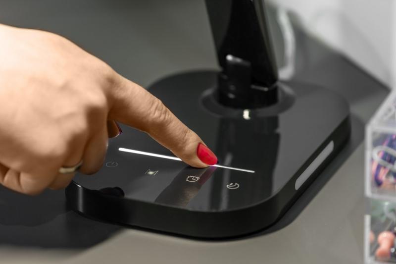 Decor Bureaulamp Gale 8 W 550lm AC220-240V 5-CCT 10-staps dimmen PF>0 5 RA>80 zwart 1208962487