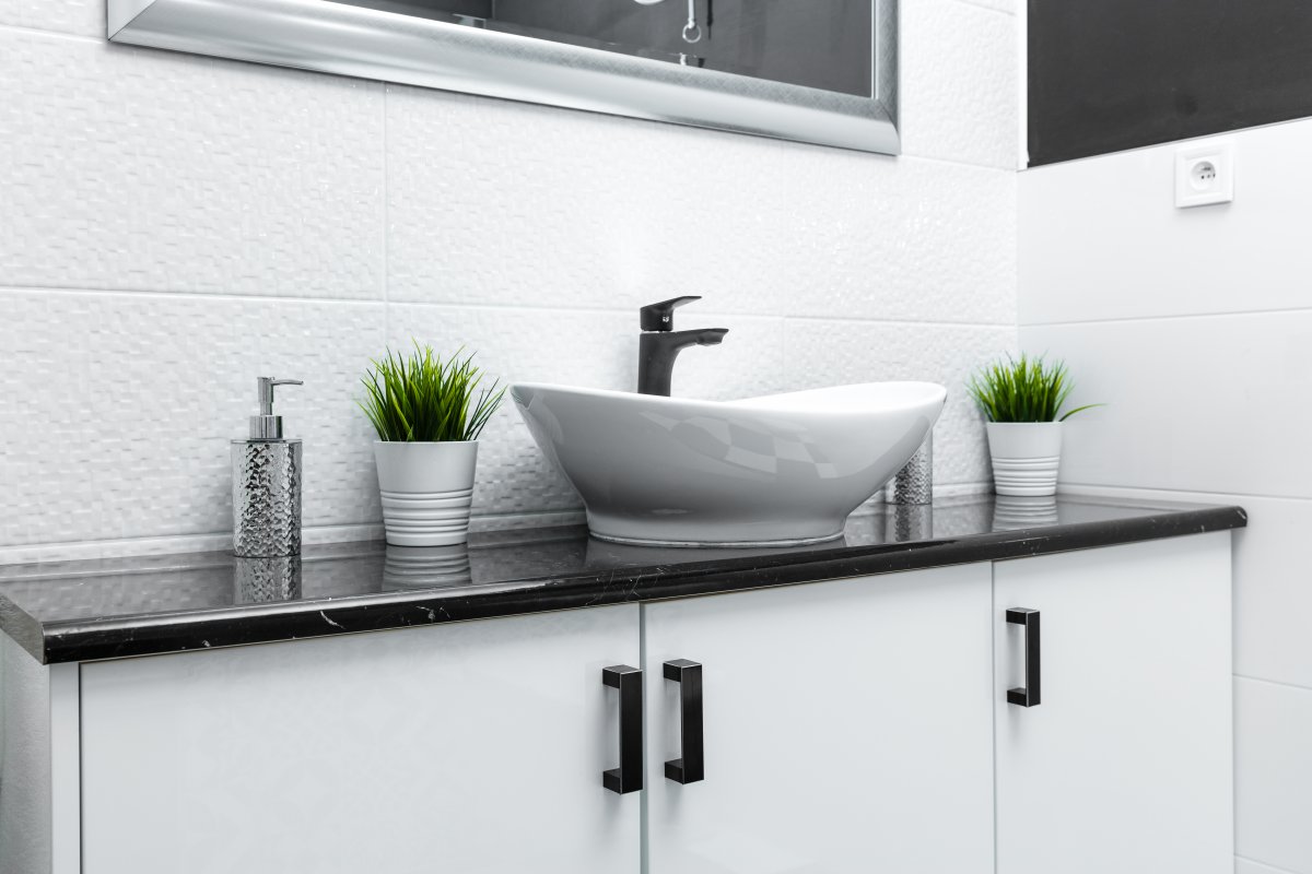 Aluminium handle ARES C=320mm black 1208965478 - Productafbeelding 2