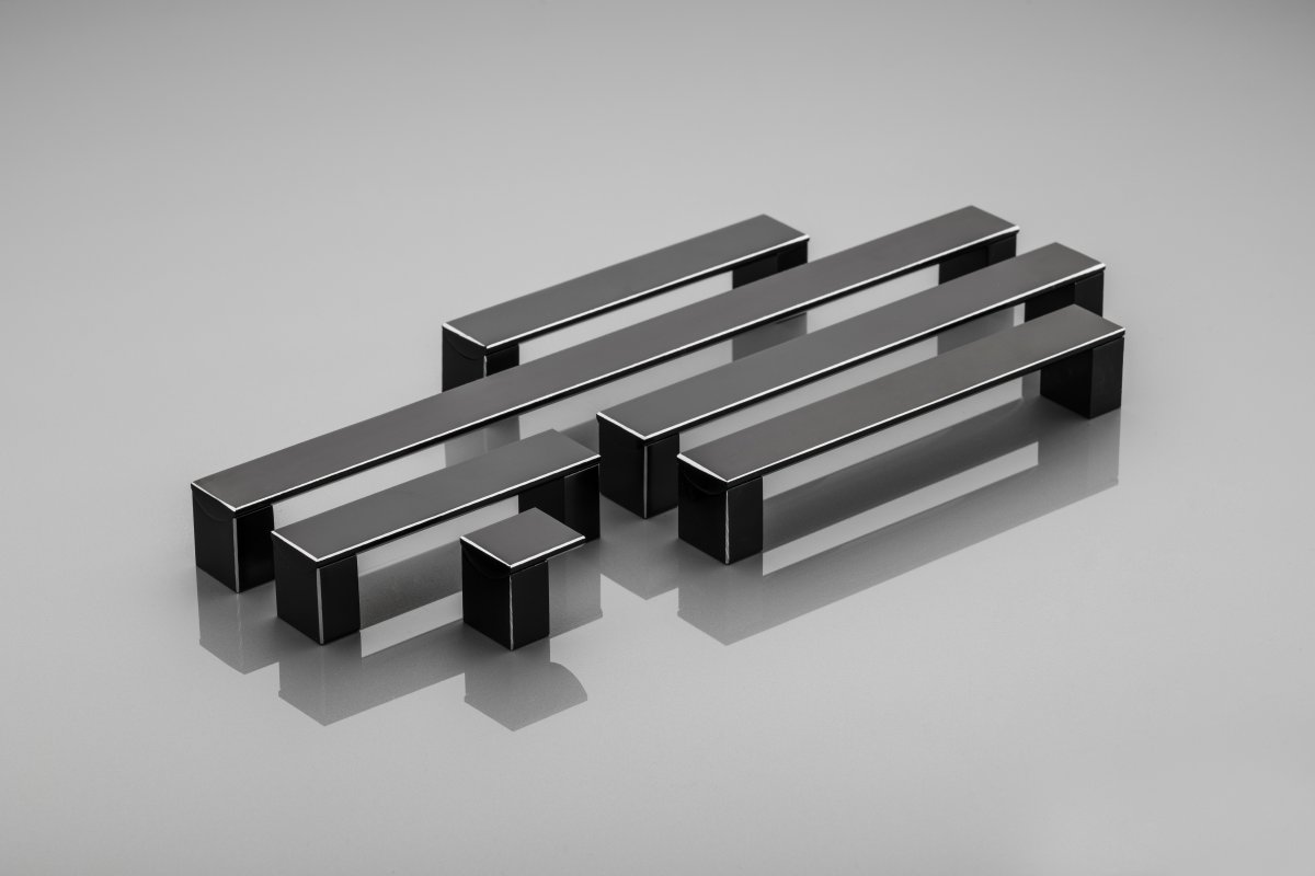 Aluminium handle ARES C=320mm black 1208965478 - Productafbeelding 3