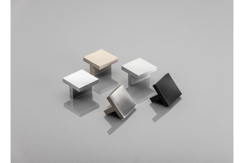 Zamak handle 40x40mm C=32mm chrome 1208965772