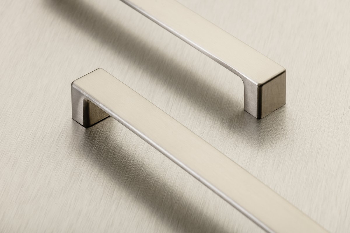 Zamak handle MODENA, C= 192 mm, inox 1208966126 - Productafbeelding 2