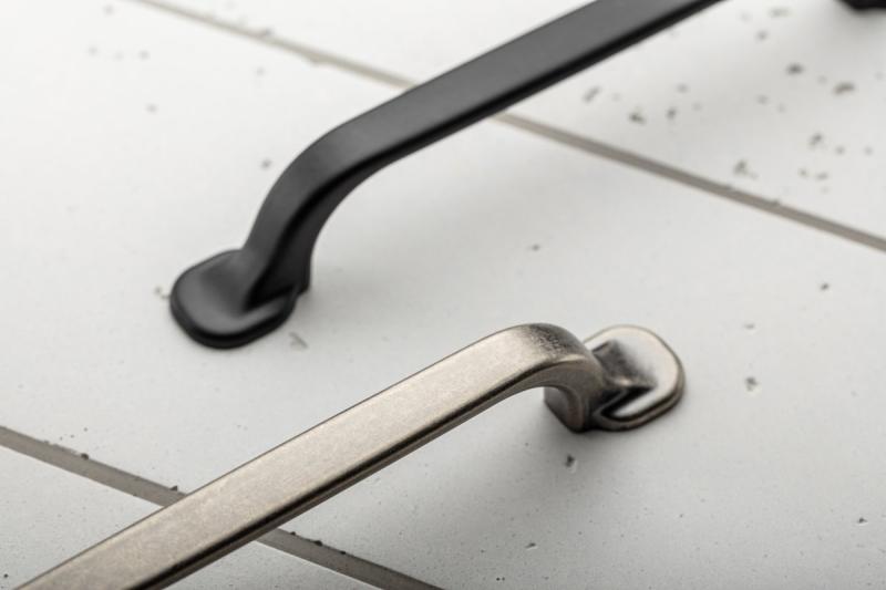 Zamak handle RETRIS C = 128 mm, antique silver 1208966192