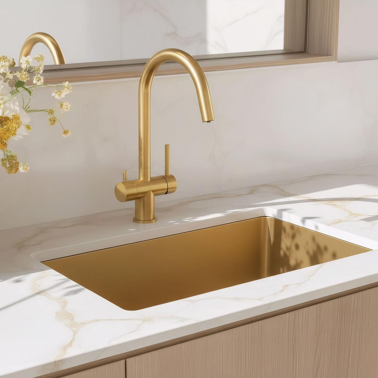 Quadri Leichester Keukenmengkraan PVD Goud 3-weg met een extra aansluiting voor gefilterd water 1208967669 - Productafbeelding 2