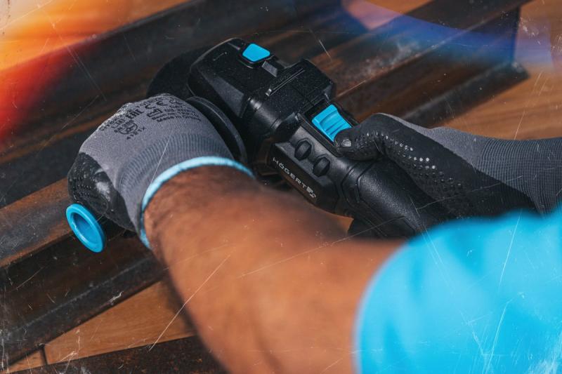 HÖGERT Kabelloze haakse slijper met peddelschakelaar, 125MM, 18V, set met accu, lader, accessoires