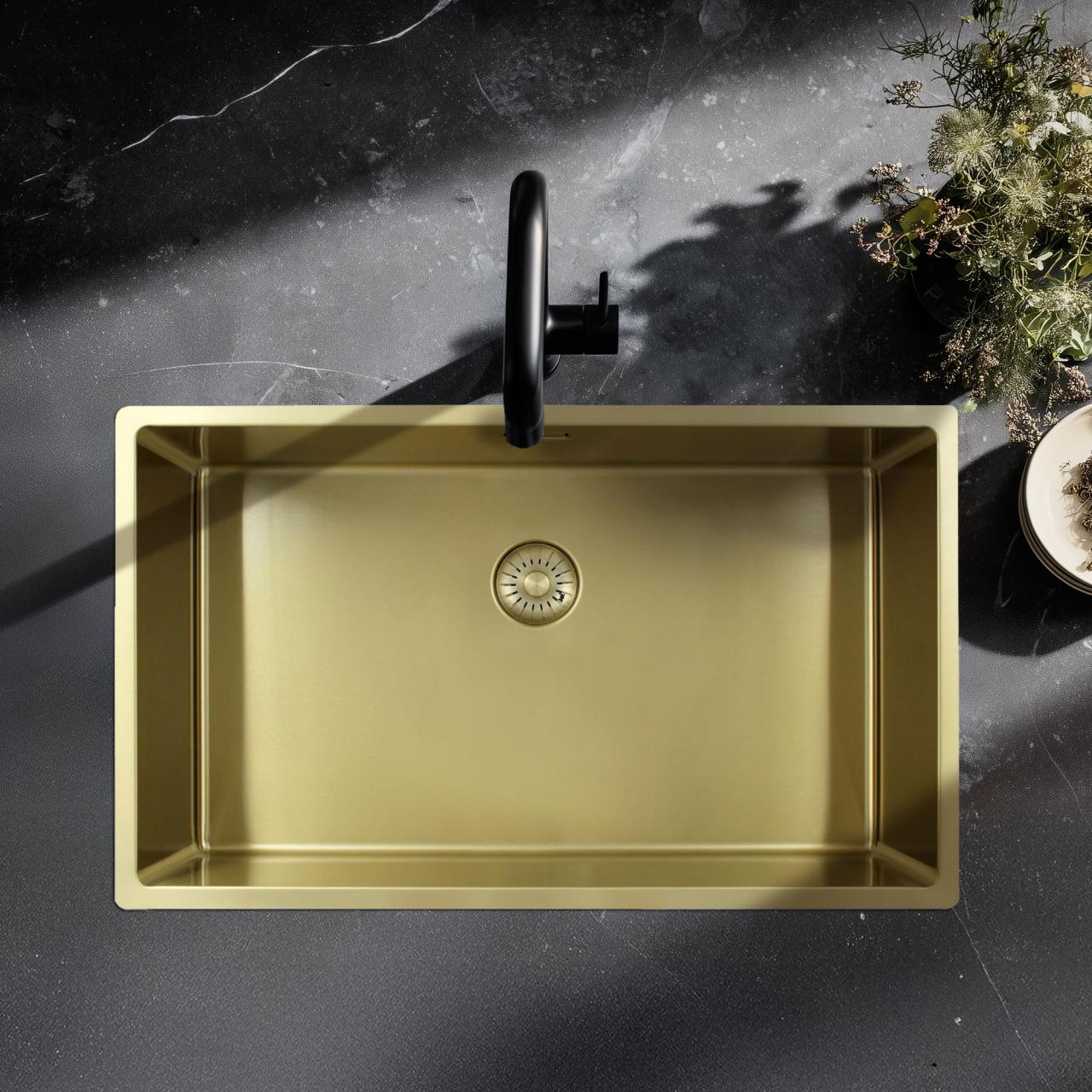 Pure.Sink Exclusivo grote Gouden spoelbak 70x40 cm 10mm radius onderbouw, vlakinbouw en opbouw PEX7040-60 - Productafbeelding 2