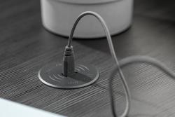 Draadloos oplaadapparaat met snel opladen, inbouw, zwart